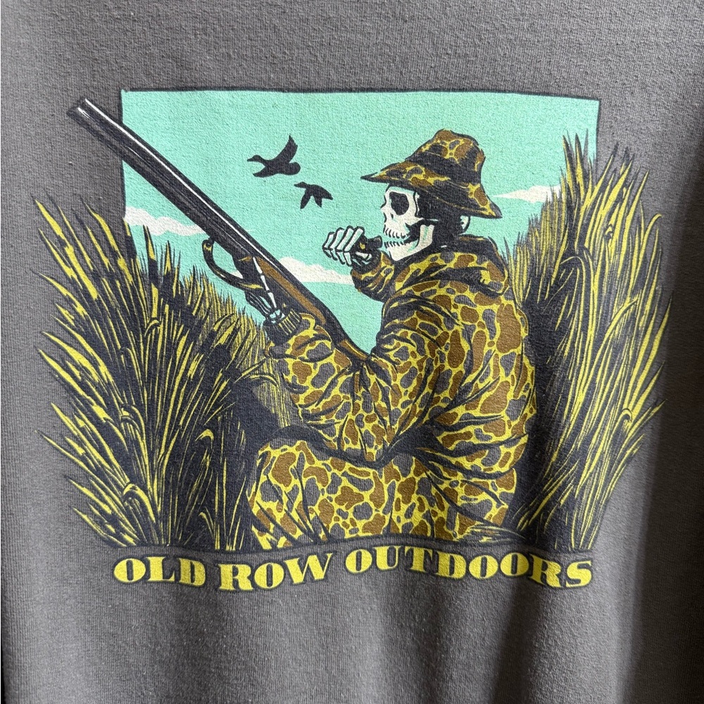 Old Row Duck Outdoors Gray Sweater - Picture 4 of 4
